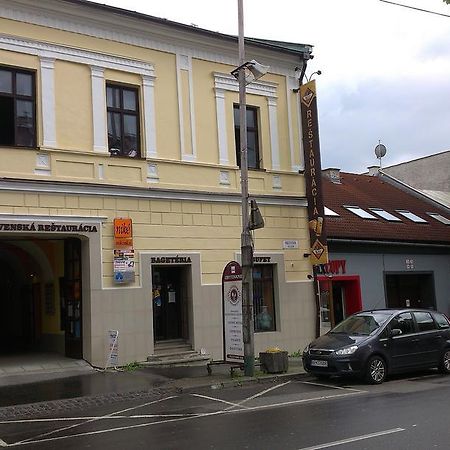 Penzion Marina Pri Slovenskej Restauracii Brezno Pokoj fotografie