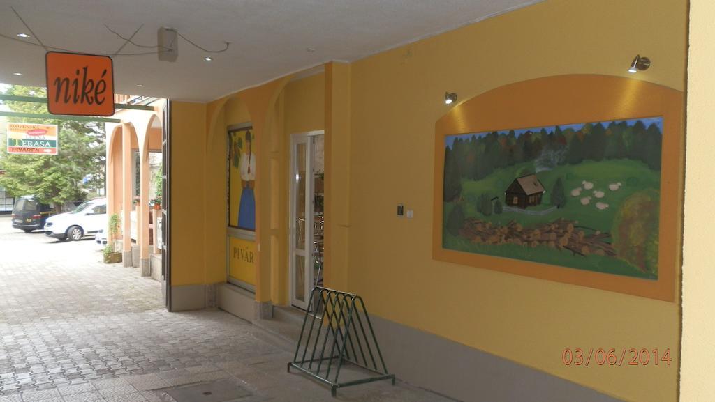 Penzion Marina Pri Slovenskej Restauracii Brezno Pokoj fotografie